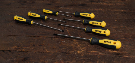 Flawless screwing – Types of screwdrivers and bits, materials, and maintenance